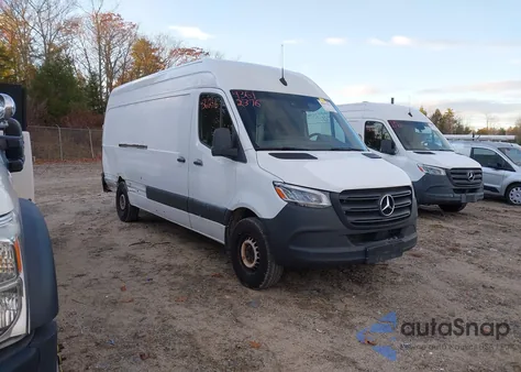 2019 Mercedes-Benz Sprinter 2500 High Roof V6 из США, поврежденный, VIN WD3PF1CD8KP054488